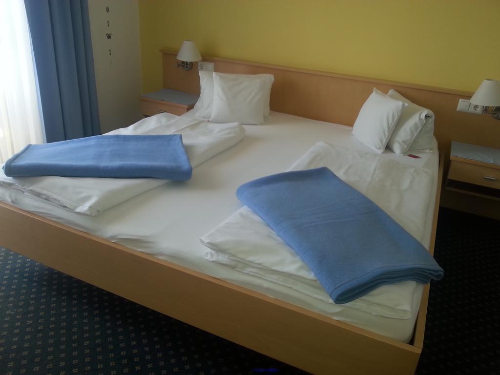 Pension Schmidt Podersdorf am See Extérieur photo