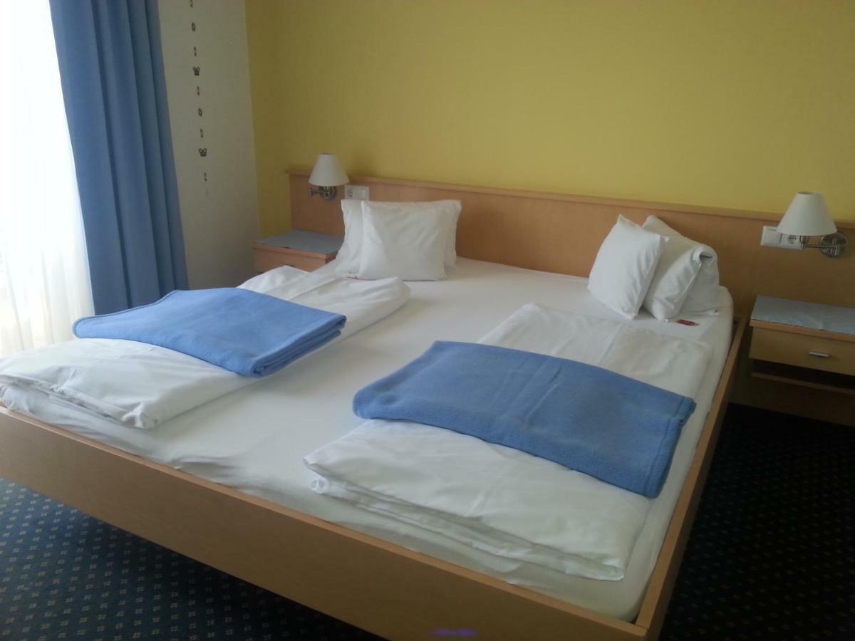 Pension Schmidt Podersdorf am See Extérieur photo