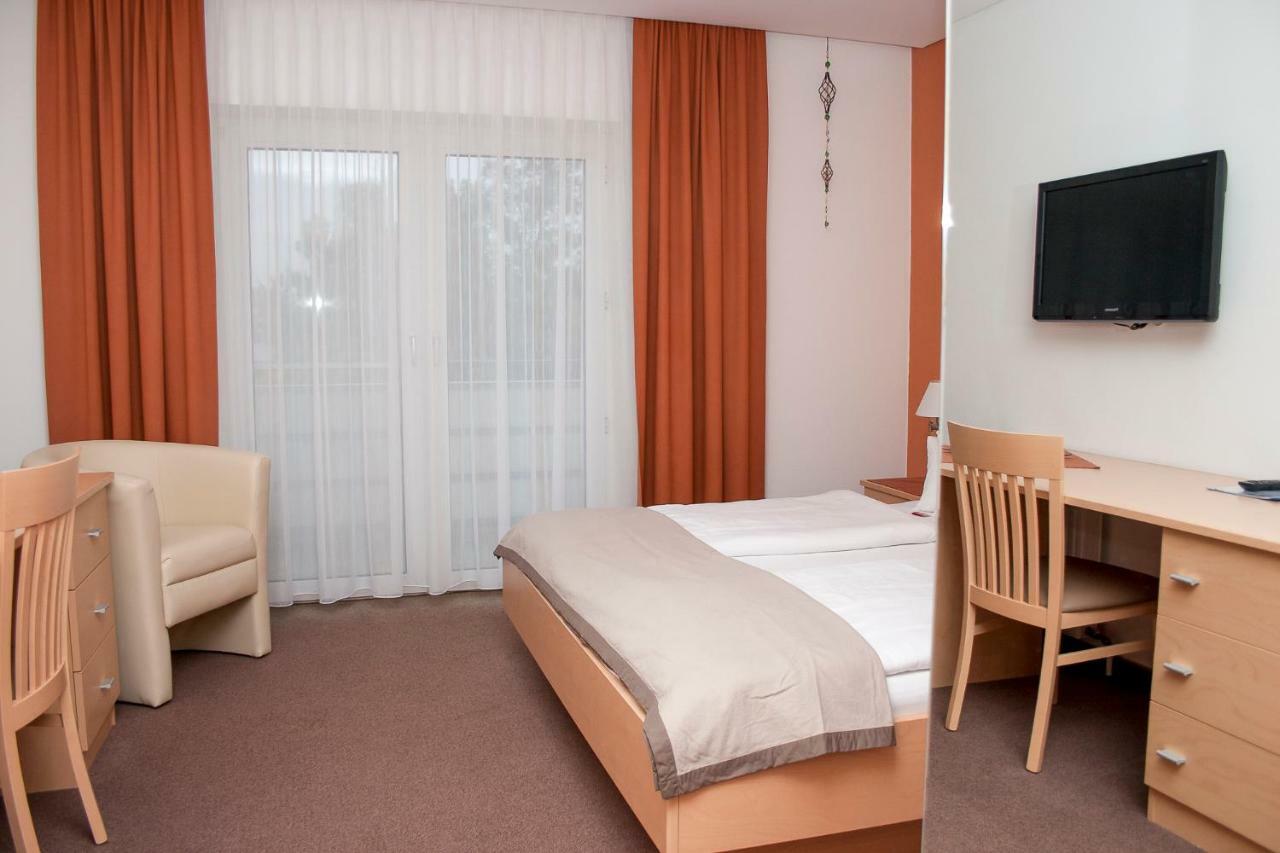 Pension Schmidt Podersdorf am See Extérieur photo